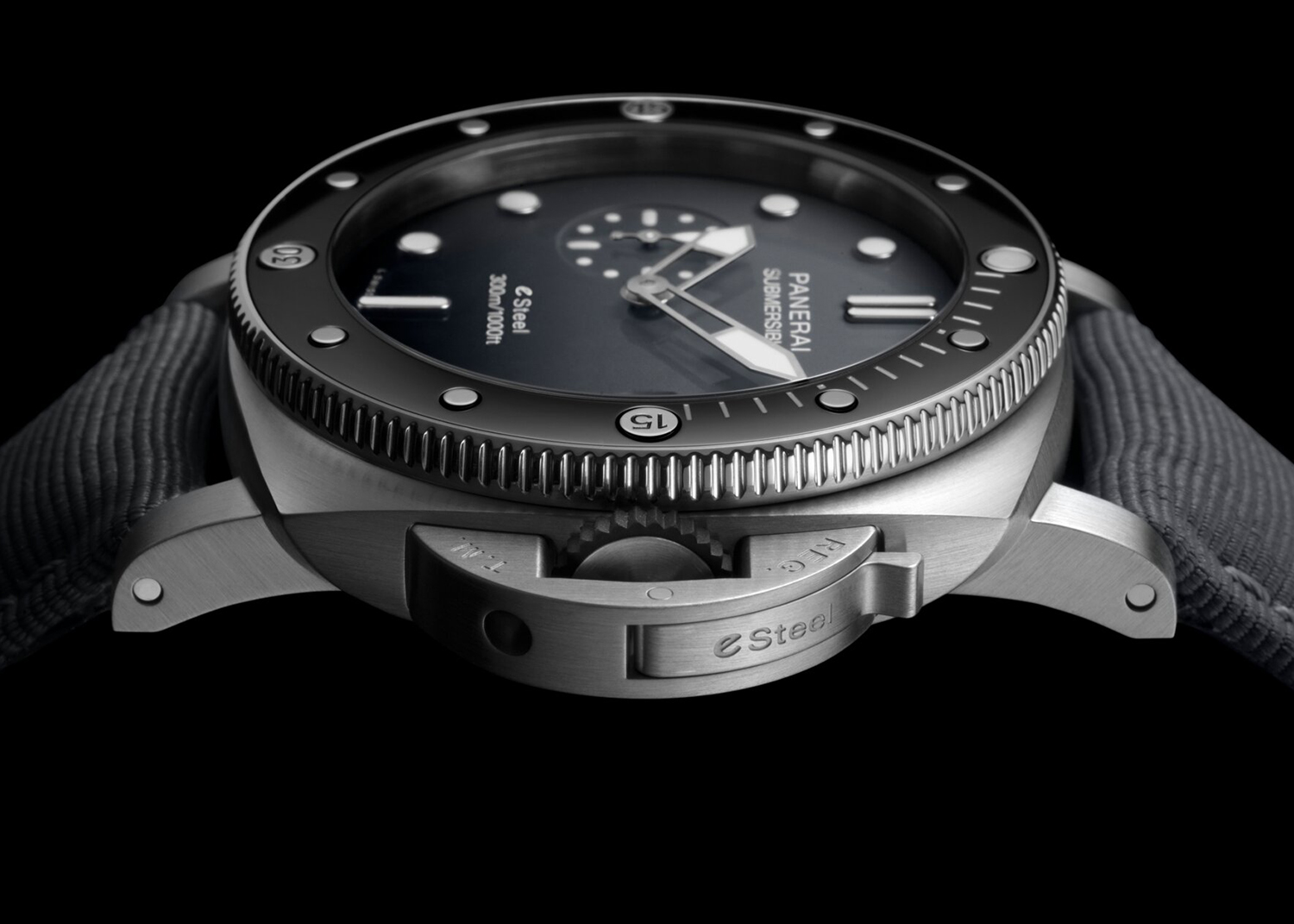 Submersible QuarantaQuattro eSteel™ Grigio Roccia