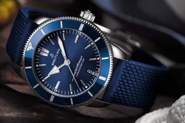 Dive into summer_Breitling