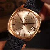 Longines Ultra-Chron vintage 🎞
18k rose gold, high-frequency 36,000 A/h, pure 1970s elegance.
Delivered with its original Longines presentation box. ✨⌚

#Longines  #ultrachron  #vintagewatch