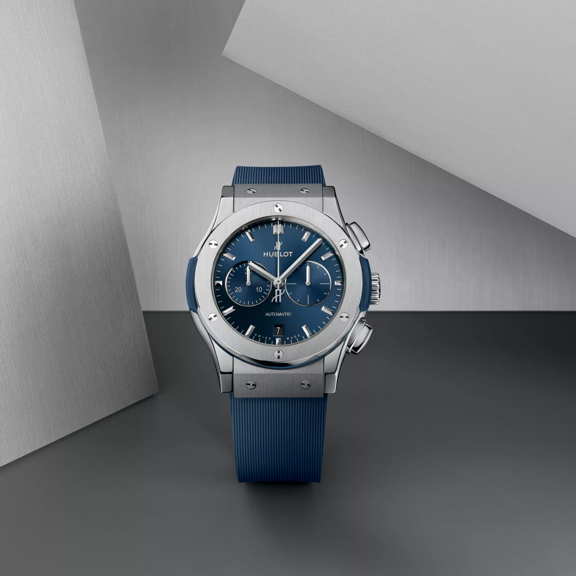 Hublot Classic Fusion Titanium Blue 45mm Watchdreamer