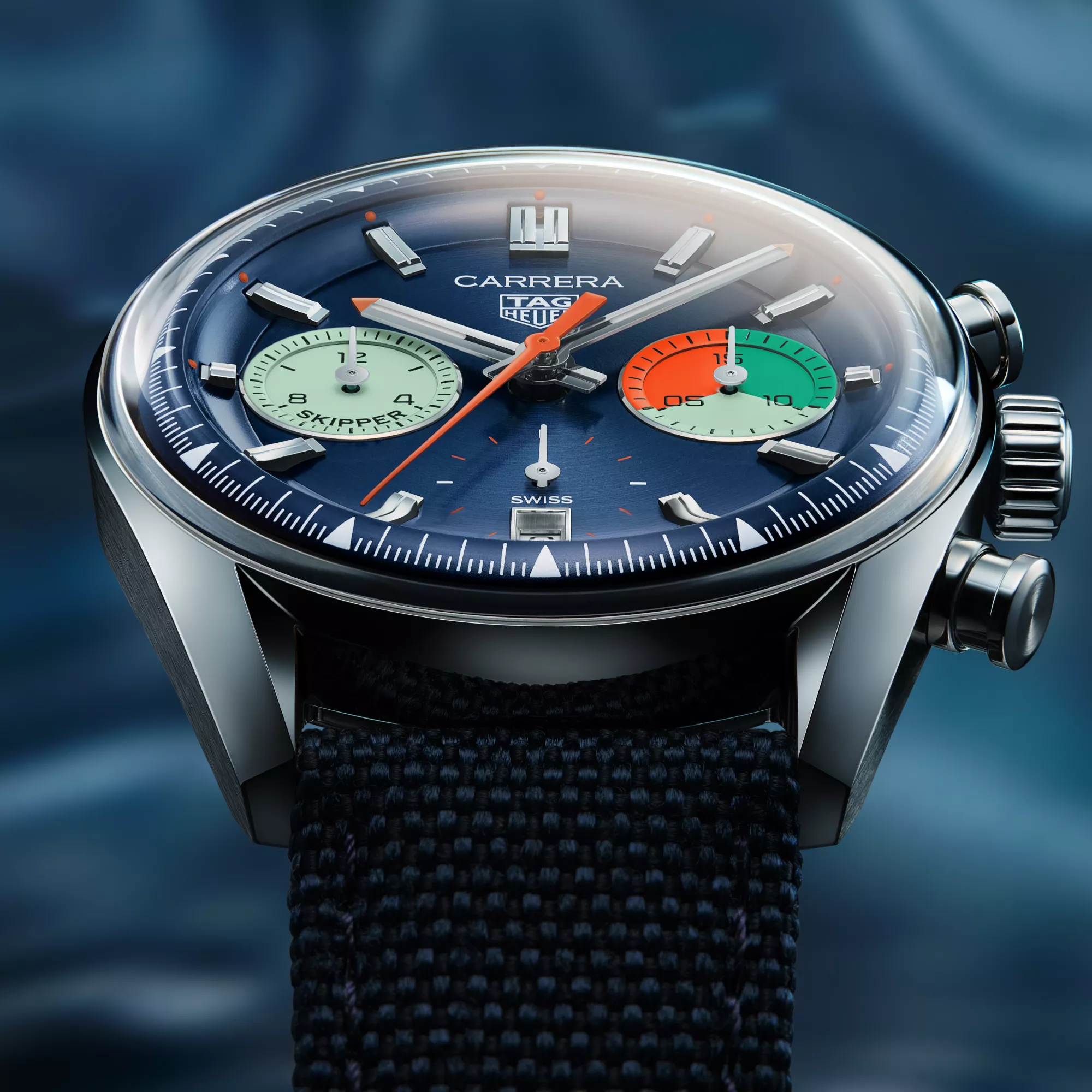 Heuer Carrera Chronograph Tag Heuer Skipper Hodinkee Easing Into Sunday With The Tag Heuer Carrera Glassbox
