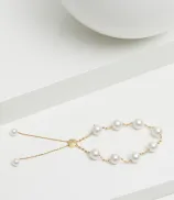 Yana Nesper Charmant