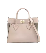 Louis Vuitton On My Side