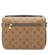 Louis Vuitton Pochette Metis