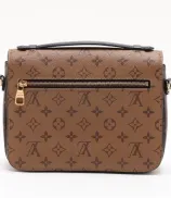 Louis Vuitton Pochette Metis